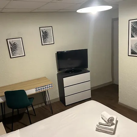 Hotel Initial By Balladins, Hotel Restaurant Broisin Aix-les-Bains