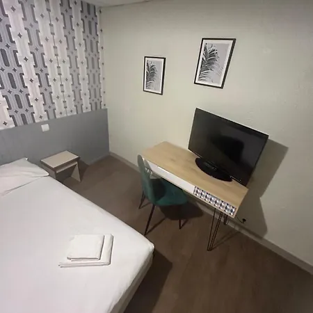 Initial By Balladins, Restaurant Broisin